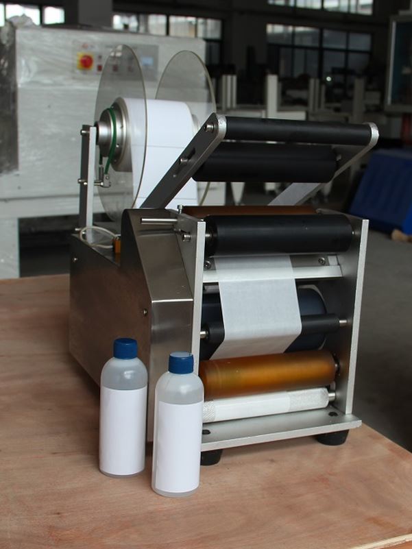 Label peelers wine bottles