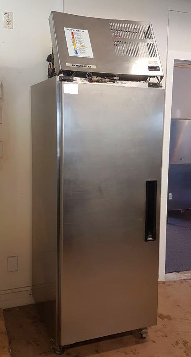Used Stainless Steel UPRIGHT CHILLER For Sale NZ Skope
