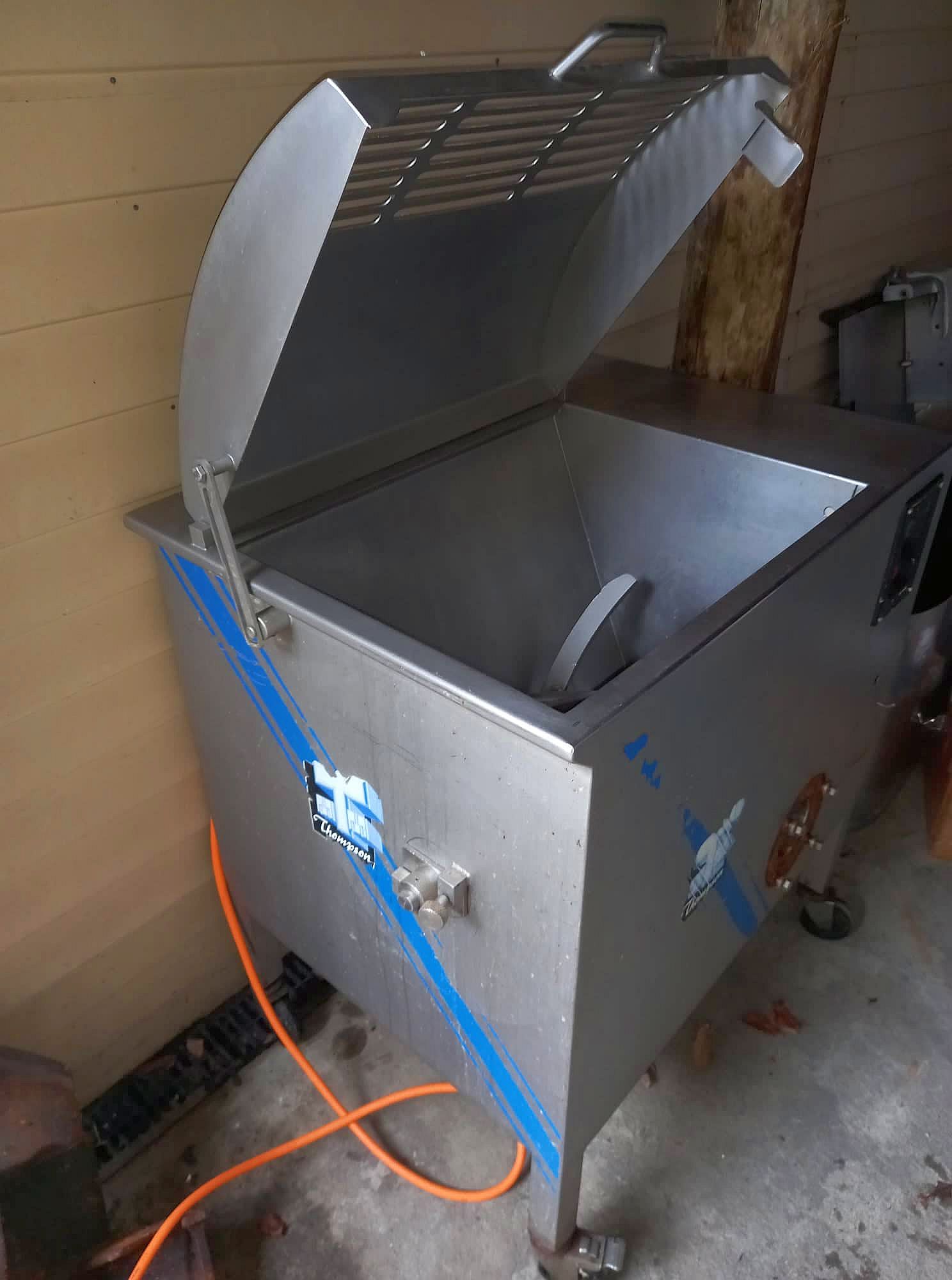 Used Thompson 900 Mixer Mincer For Sale NZ